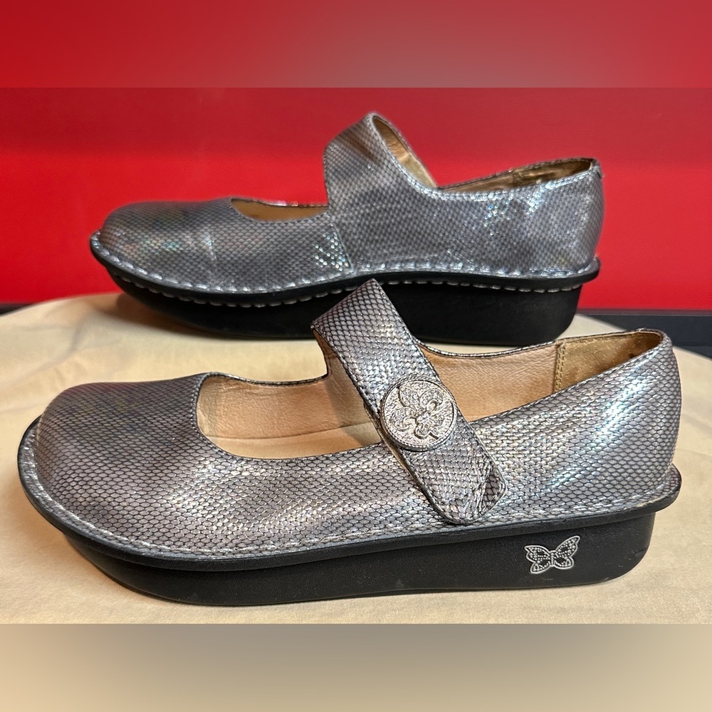 Alegria Paloma Pewter Embossed Leather Mary Janes Shoes Women’s Sz EU40/US9.5-10